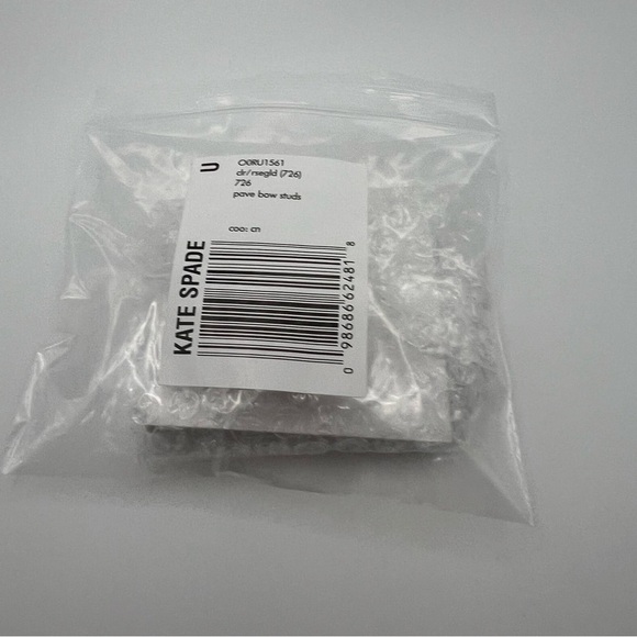 Kate Spade Ready Set Bow pave Bow Studs- New - Picture 9 of 9